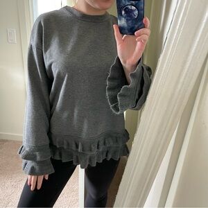 Zara Trafaluc Boxy Gray Ruffle Bottom Sweatshirt / sweater size small s women’s